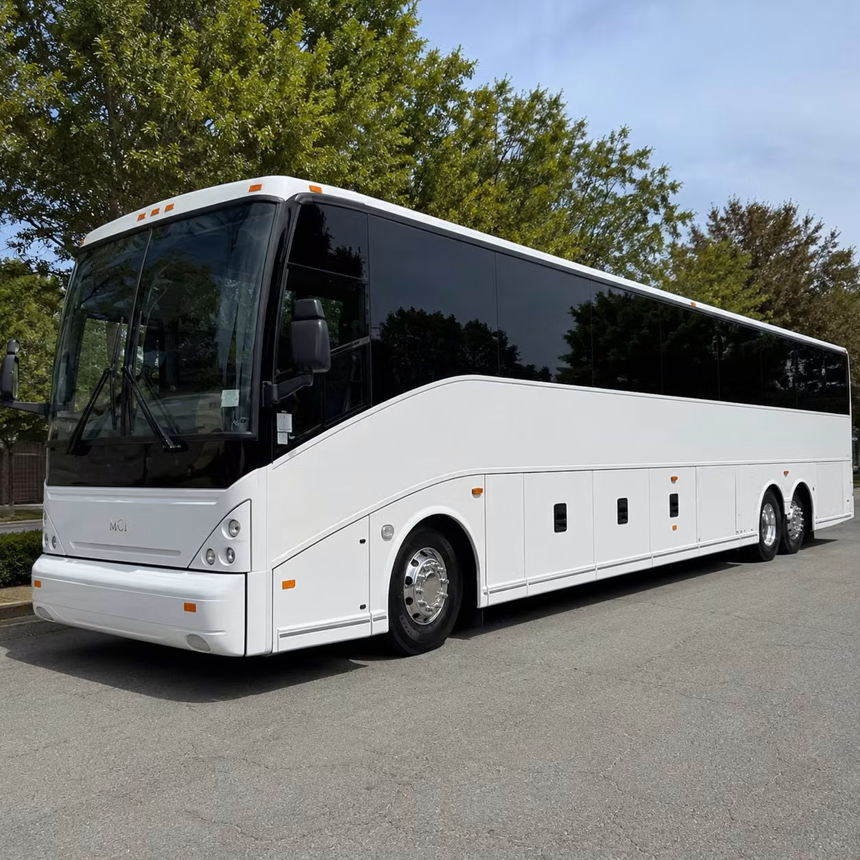 shuttle employees between denver international airport and your office or hotel